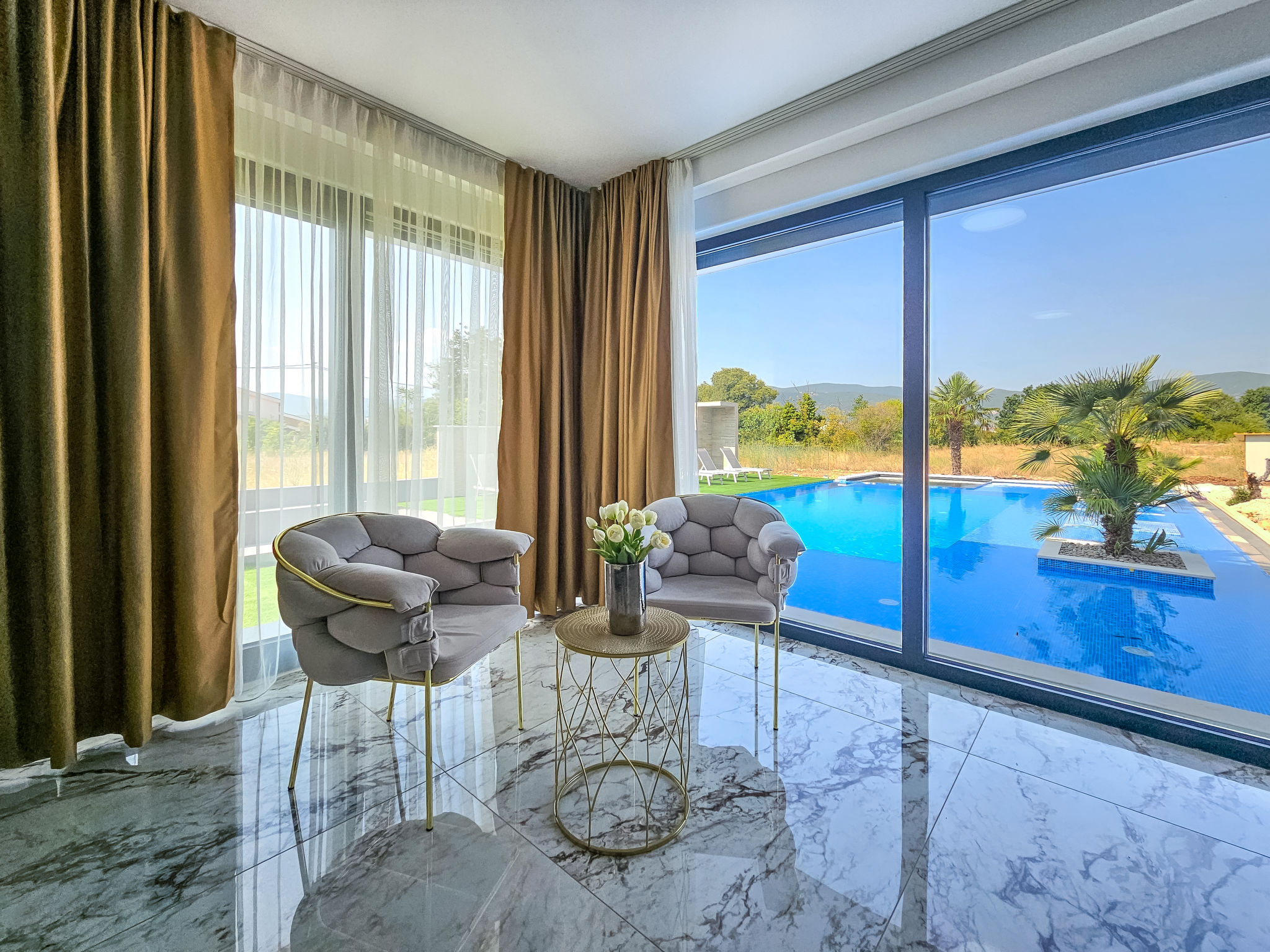 Vakantiehuis met privé zwembad in Imotski (Kroatië) voor 14 personen