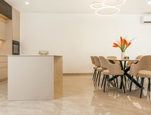 Villa Olive: Moderne oase met verwarmd zwembad bij Imotski - thumbnail 4
