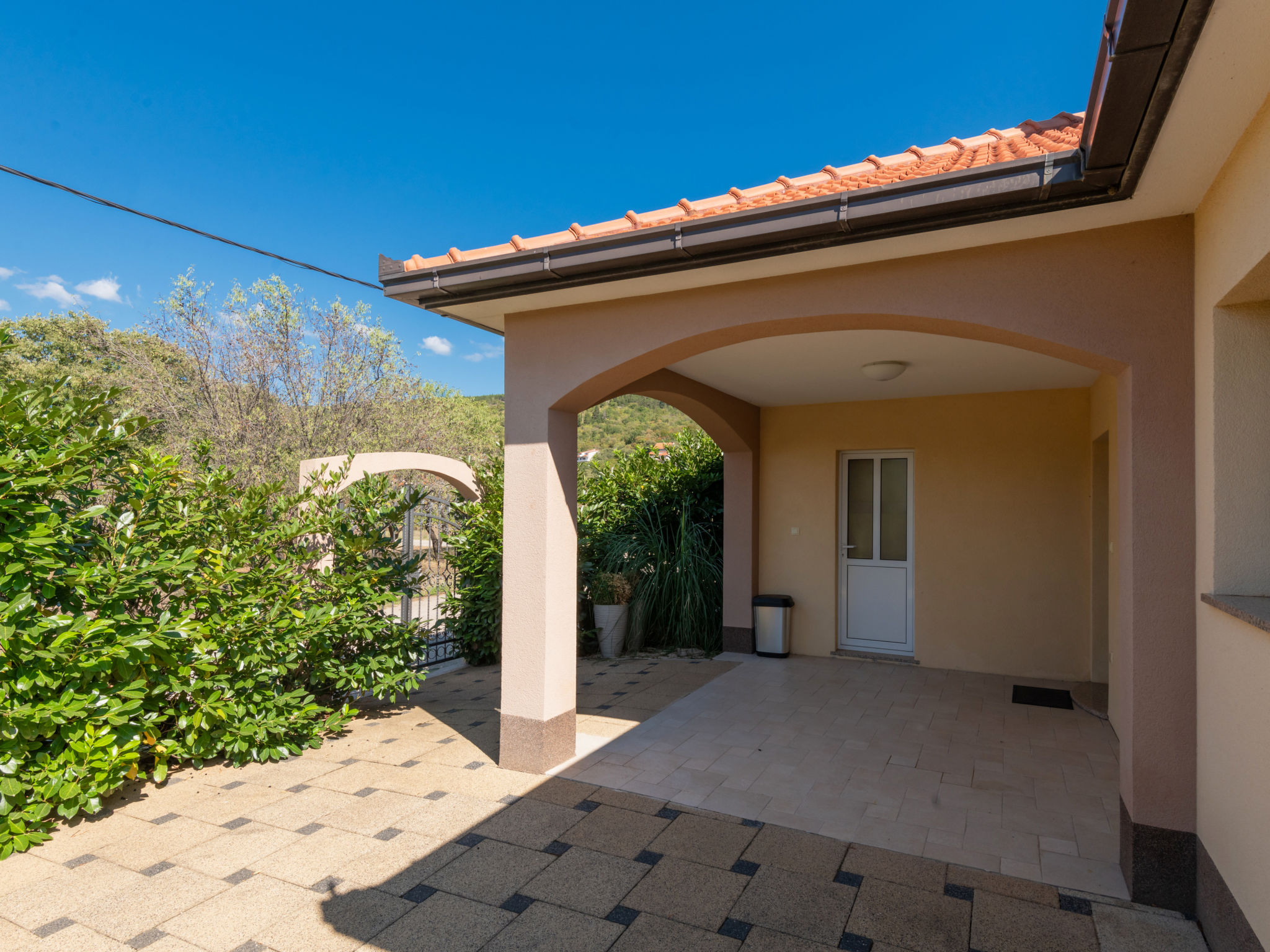 Vrijstaande villa met privézwembad en bergzicht nabij Imotski - foto 23