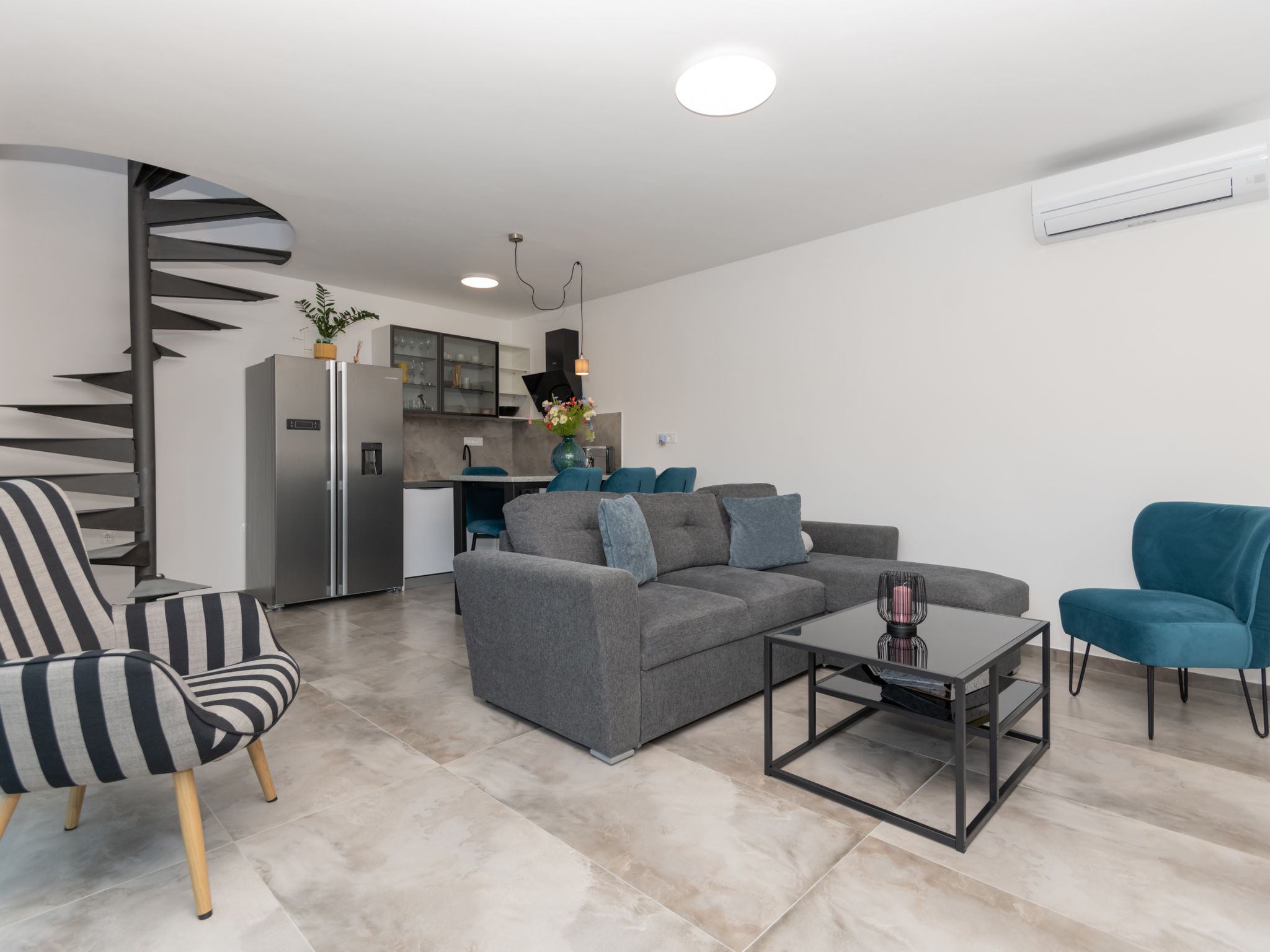 Maison Maja – Cuisine et coin repas, photo 10 sur 36