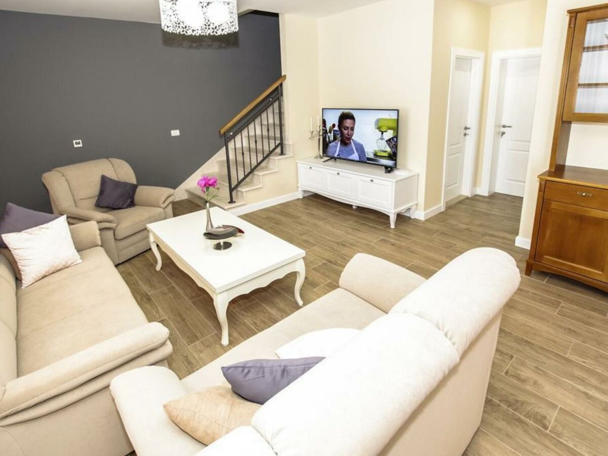 Villa Zara mit beheiztem Hydromassage-Pool-Dedans