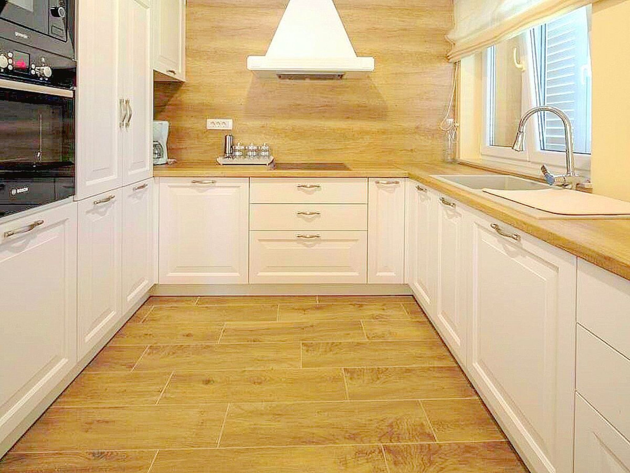 Villa Zara mit beheiztem Hydromassage-Pool-Dedans