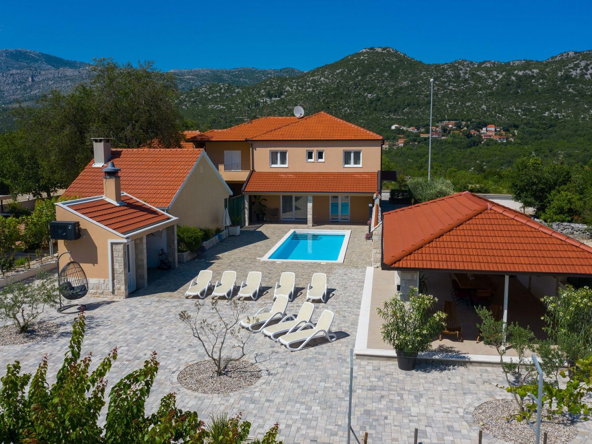 Villa Zara mit beheiztem Hydromassage-Pool-Dedans