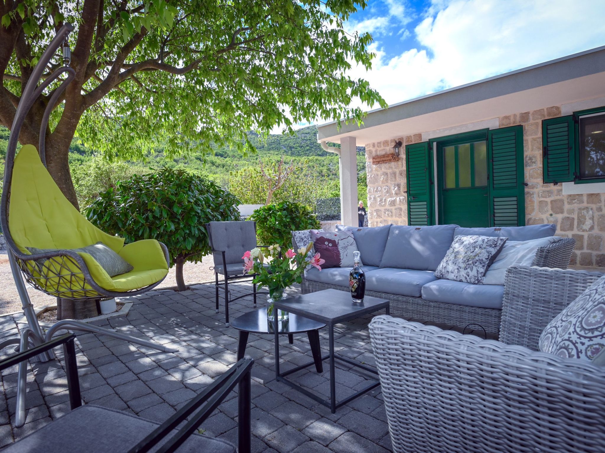 Freistehendes Ferienhaus in Duge Njive mit Privatem Pool