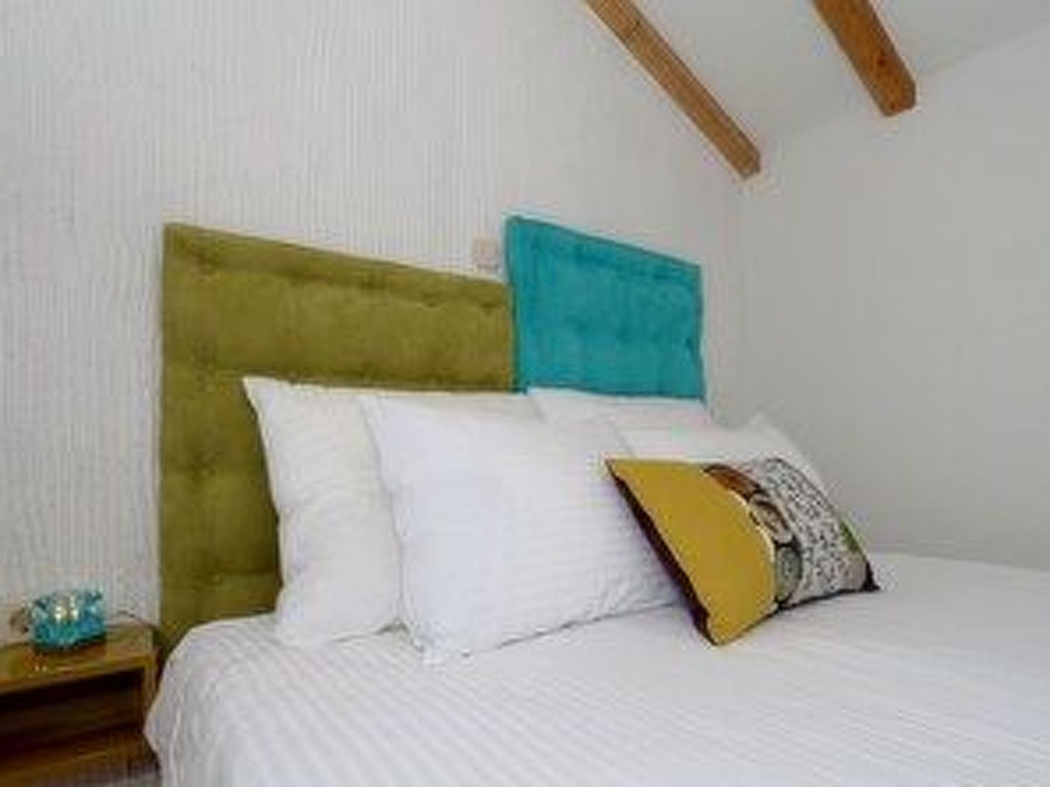 Freistehendes Ferienhaus in Duge Njive mit Privatem Pool-Dedans