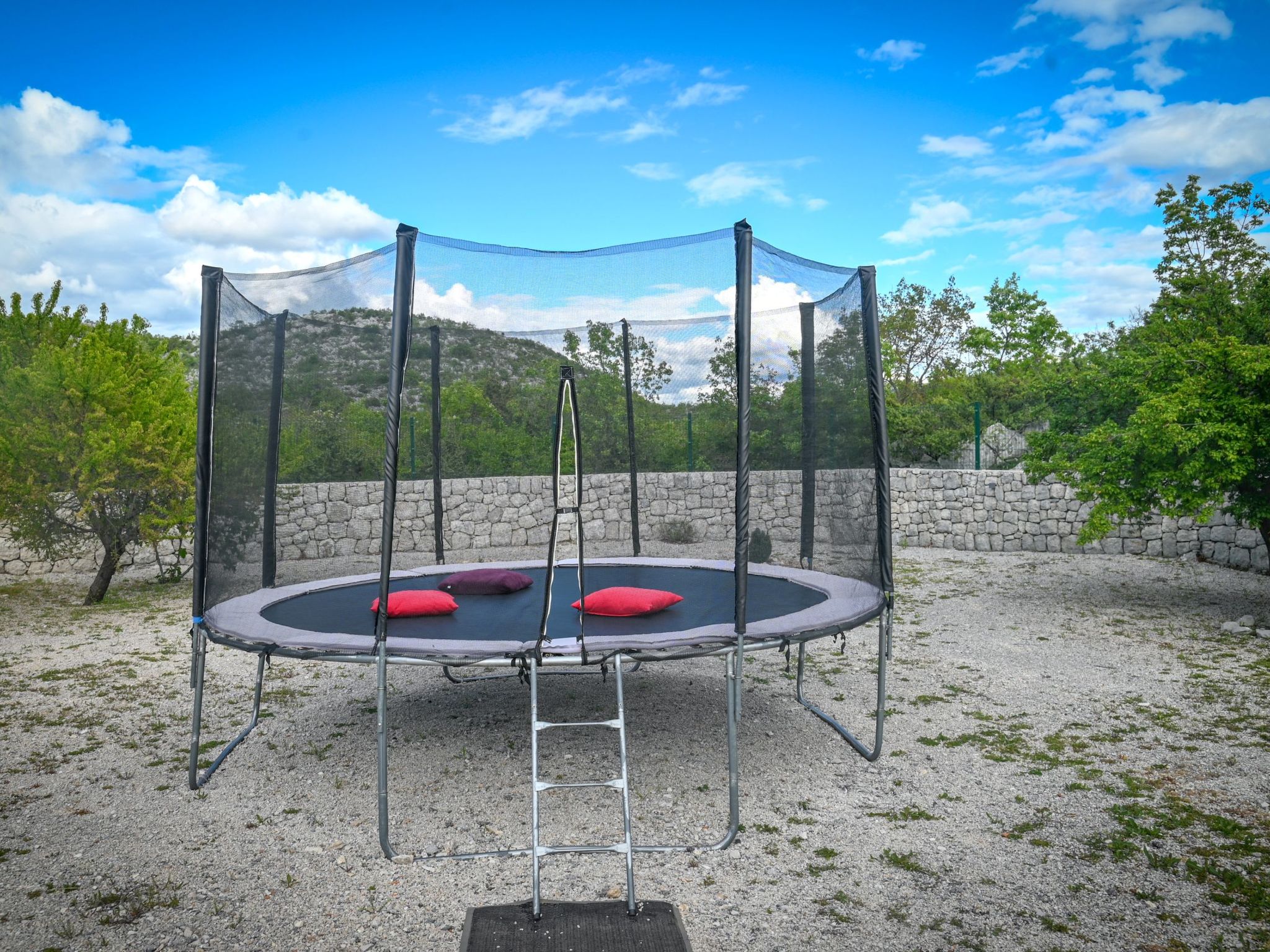 Freistehendes Ferienhaus in Duge Njive mit Privatem Pool-Dedans