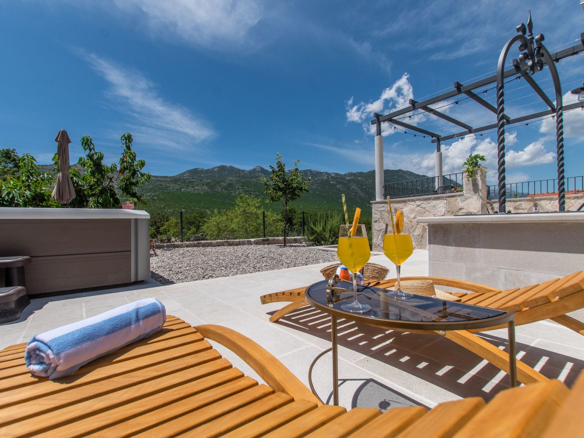 Villa Le Adria - Privater HotTub- Kostenloses Parken am Strand-Dedans