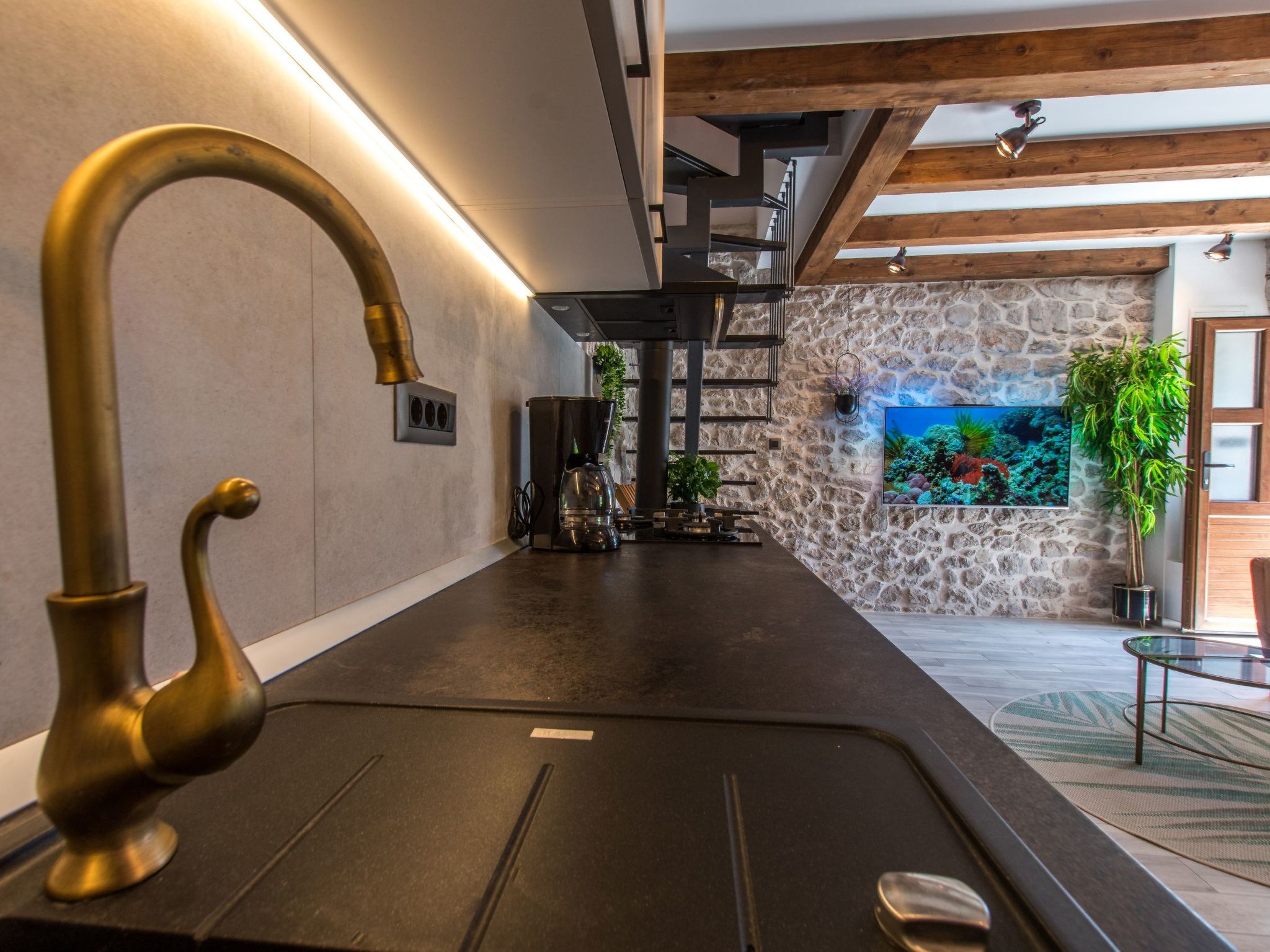 Villa Le Adria - Privater HotTub- Kostenloses Parken am Strand-Dedans