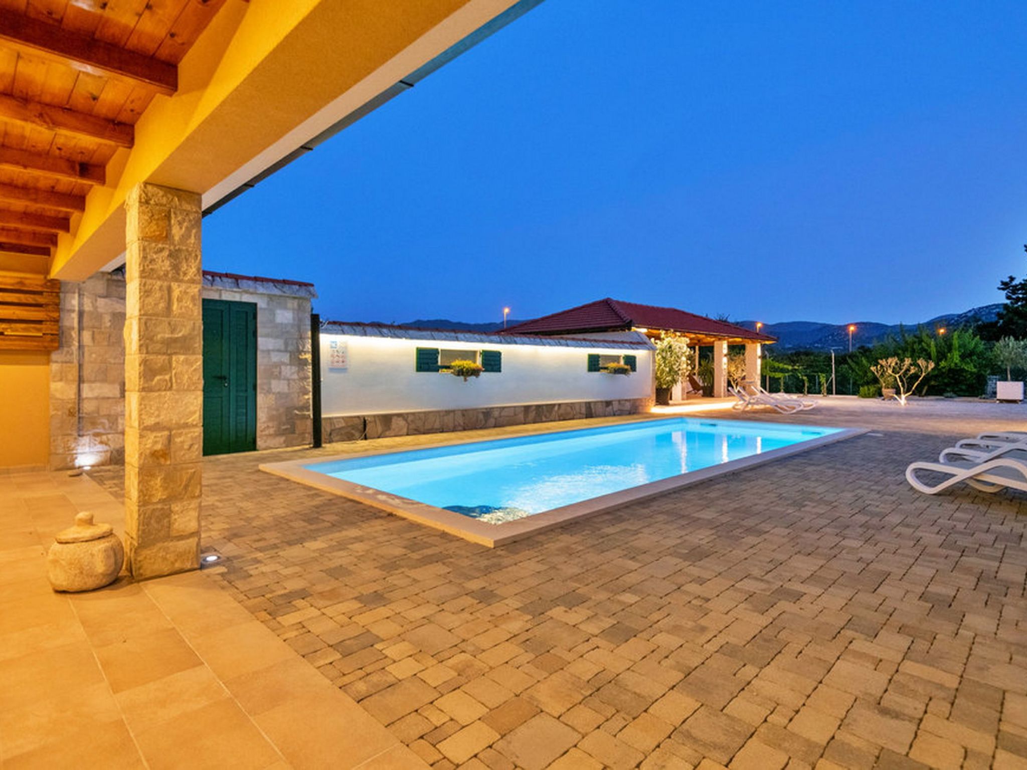 Ferienvilla "Nautica" mit Bergblick-Binnen