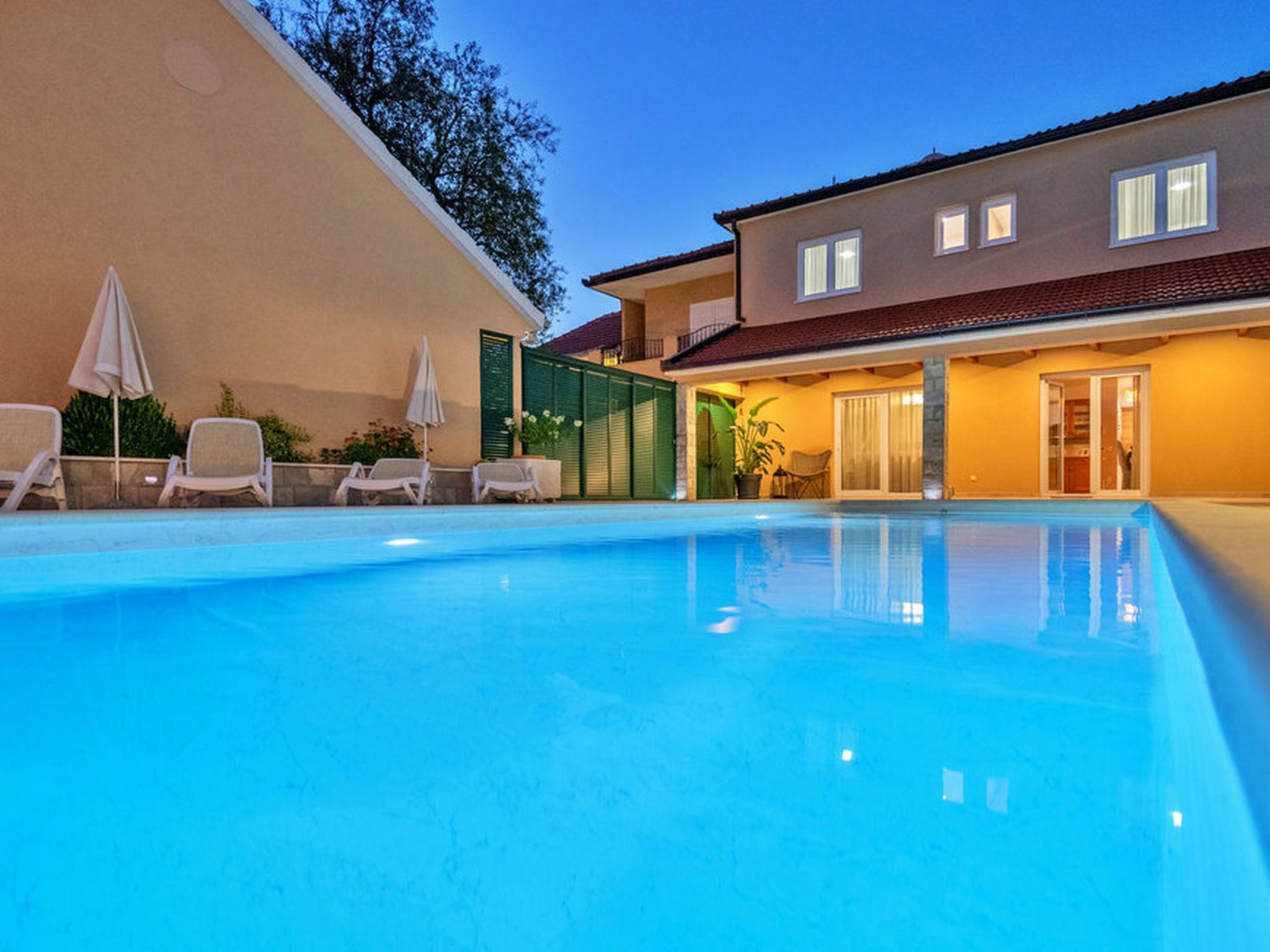 Ferienvilla "Nautica" mit Bergblick-Binnen