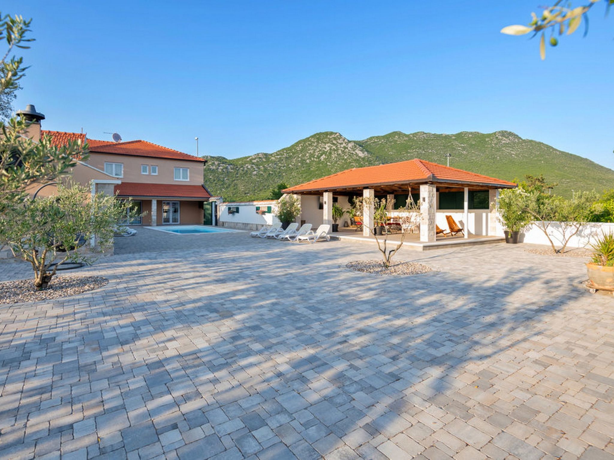 Ferienvilla "Nautica" mit Bergblick-Binnen