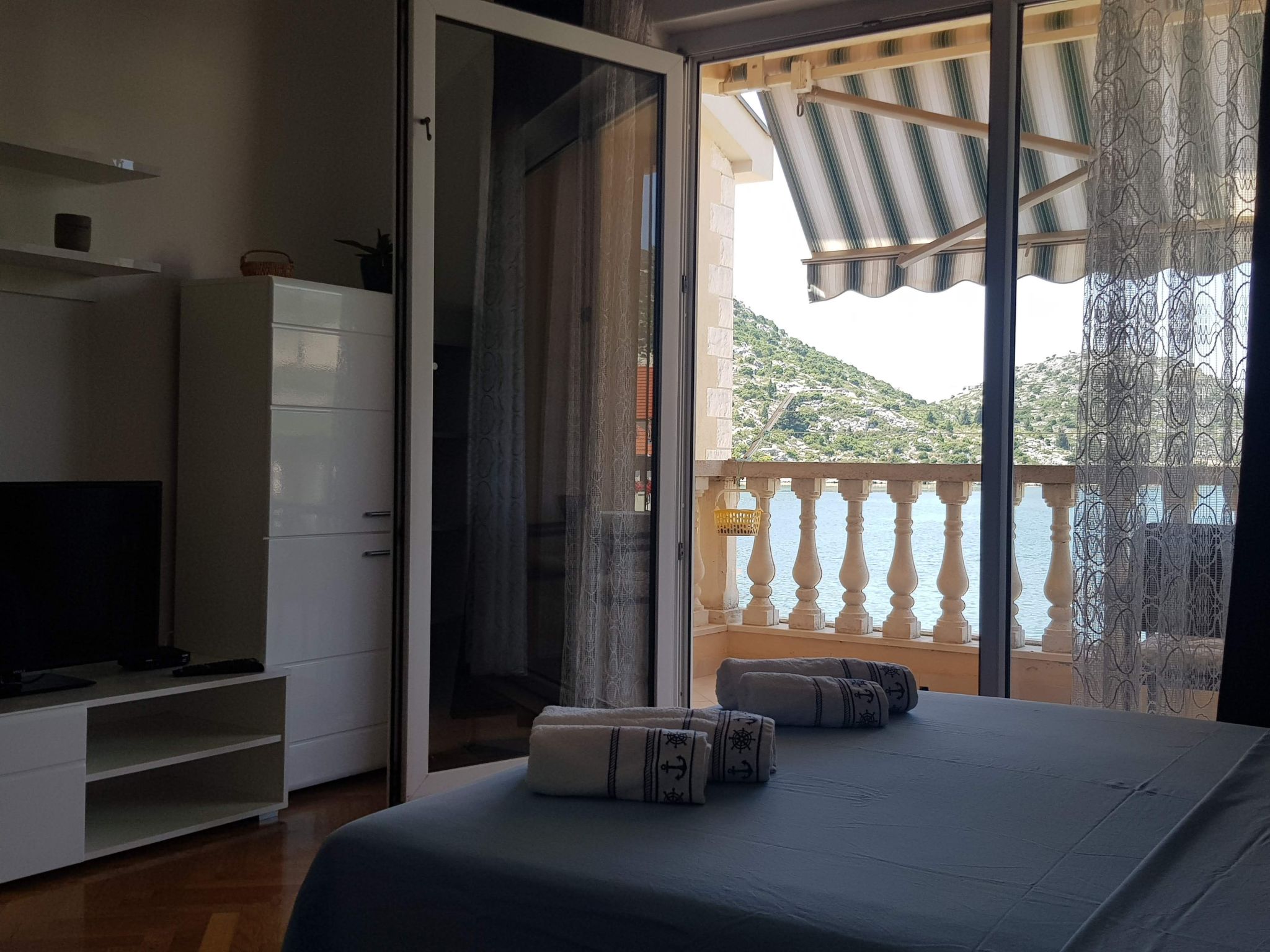 Für 4 Personen-Binnen