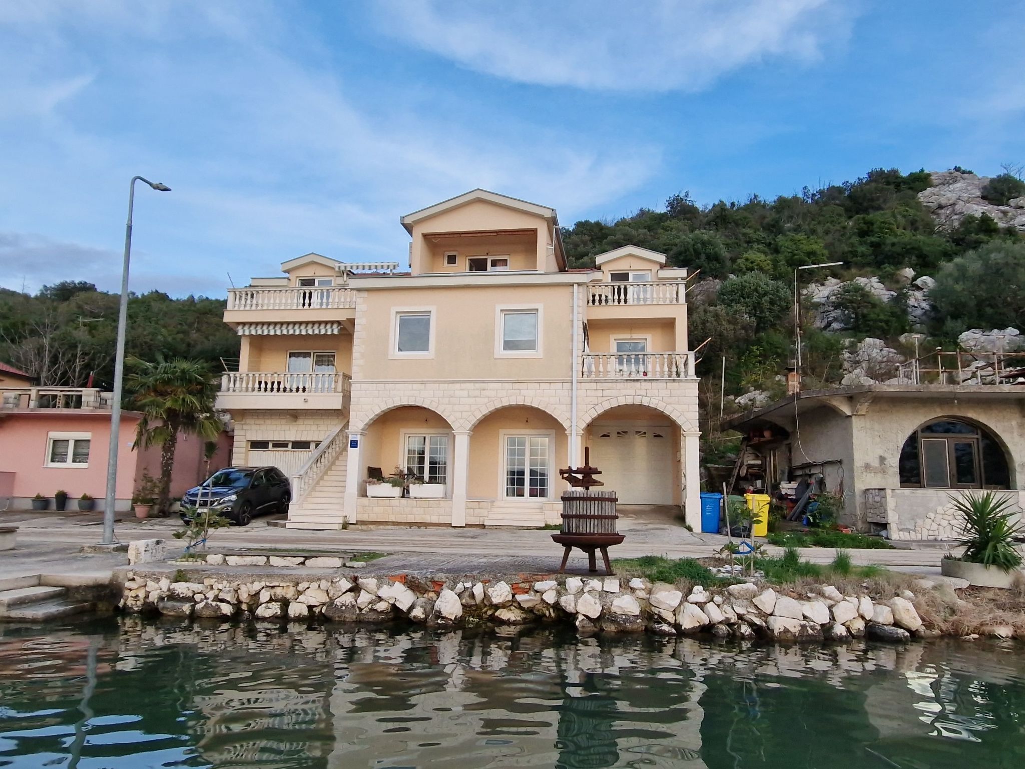 Für 4 Personen-Binnen