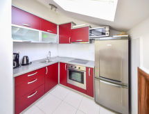 Appartement aan zee in Blace – strand op 10 meter, 4 personen - thumbnail 4