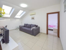 Appartement aan zee in Blace – strand op 10 meter, 4 personen - thumbnail 5
