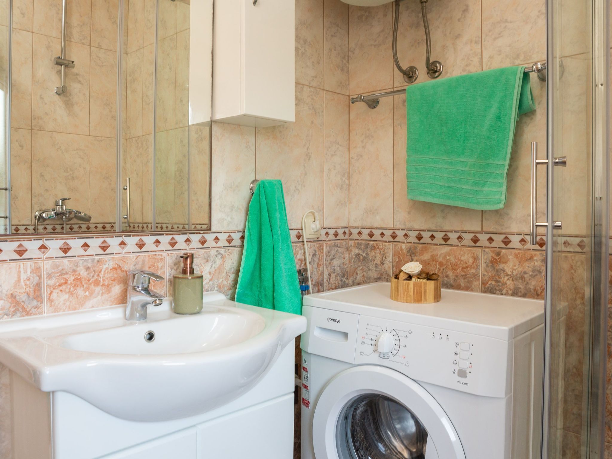 Sonnenaufgang an der Adria - Strandhaus-Drinnen