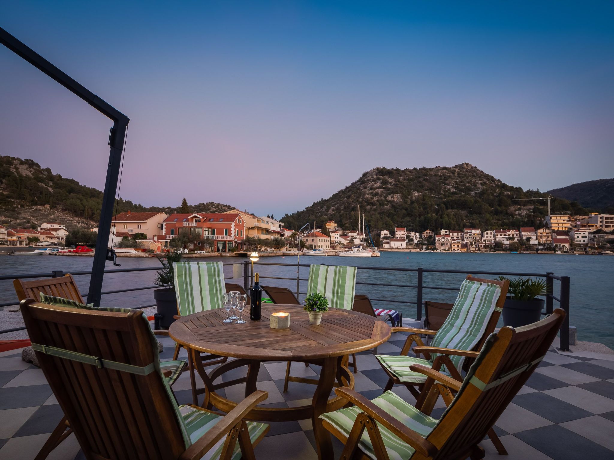 Sonnenaufgang an der Adria - Strandhaus-Draußen