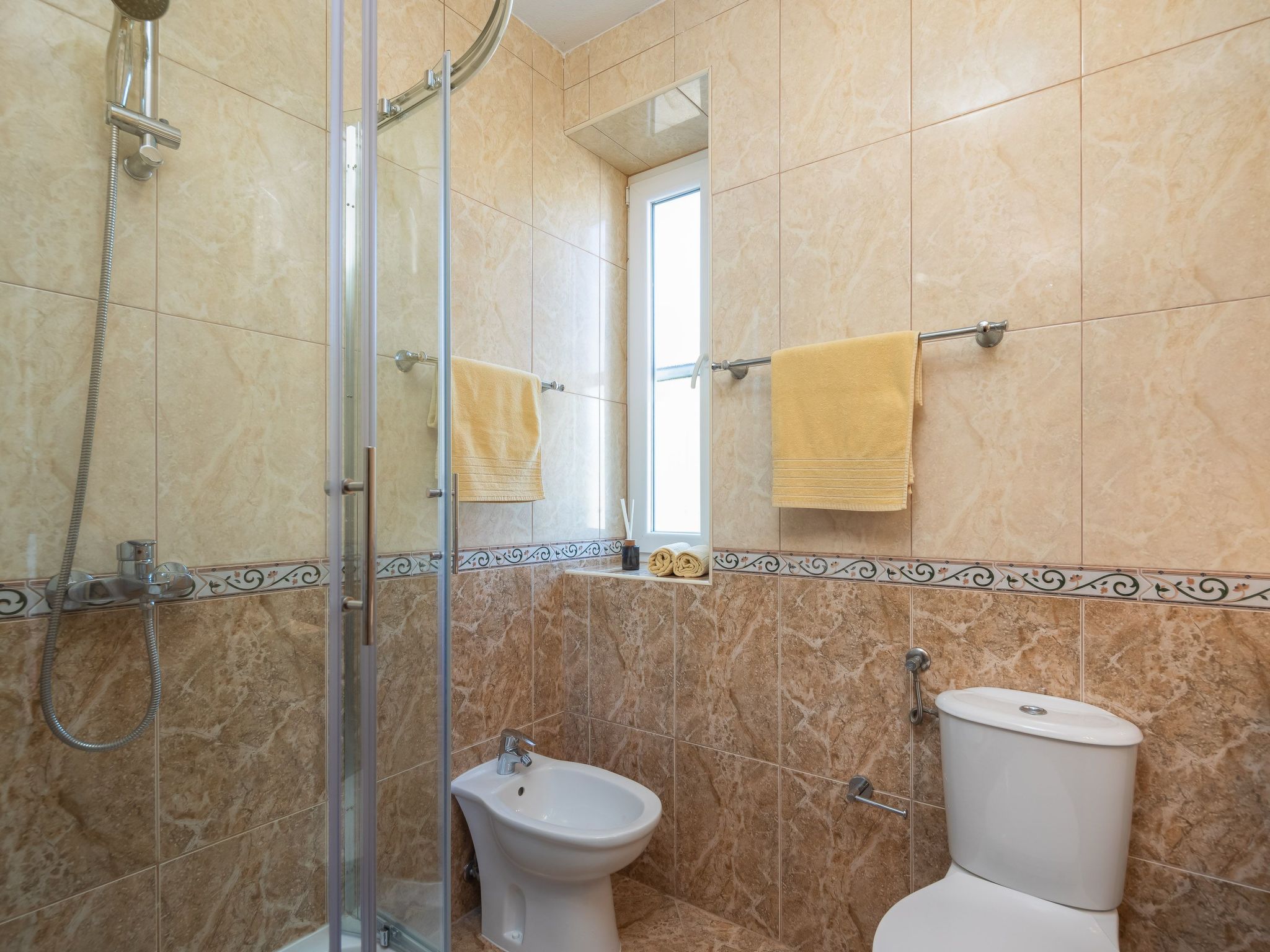 Sonnenaufgang an der Adria - Strandhaus-Drinnen