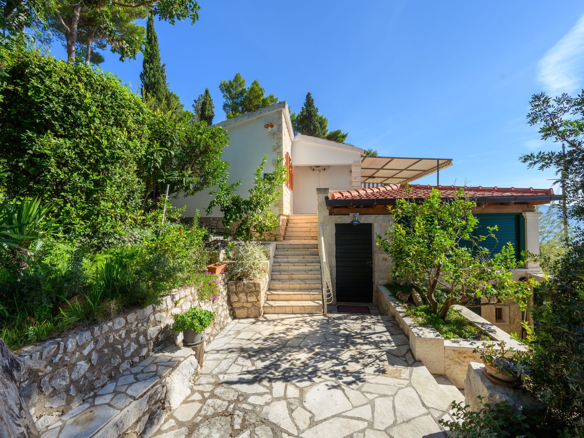 "Haus Gluscevic" direkt am Strand-Outside