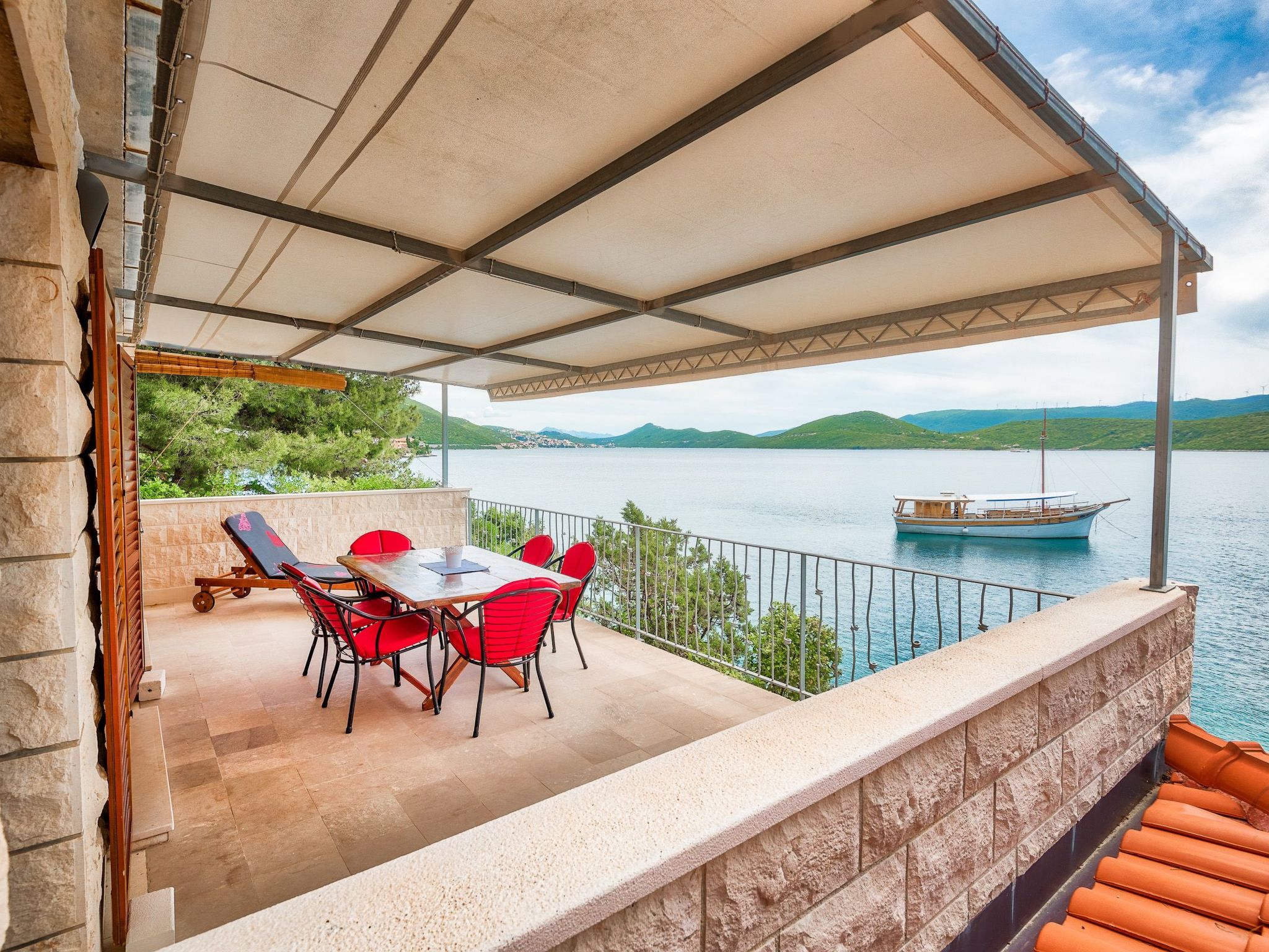 "Haus Gluscevic" direkt am Strand-Outside