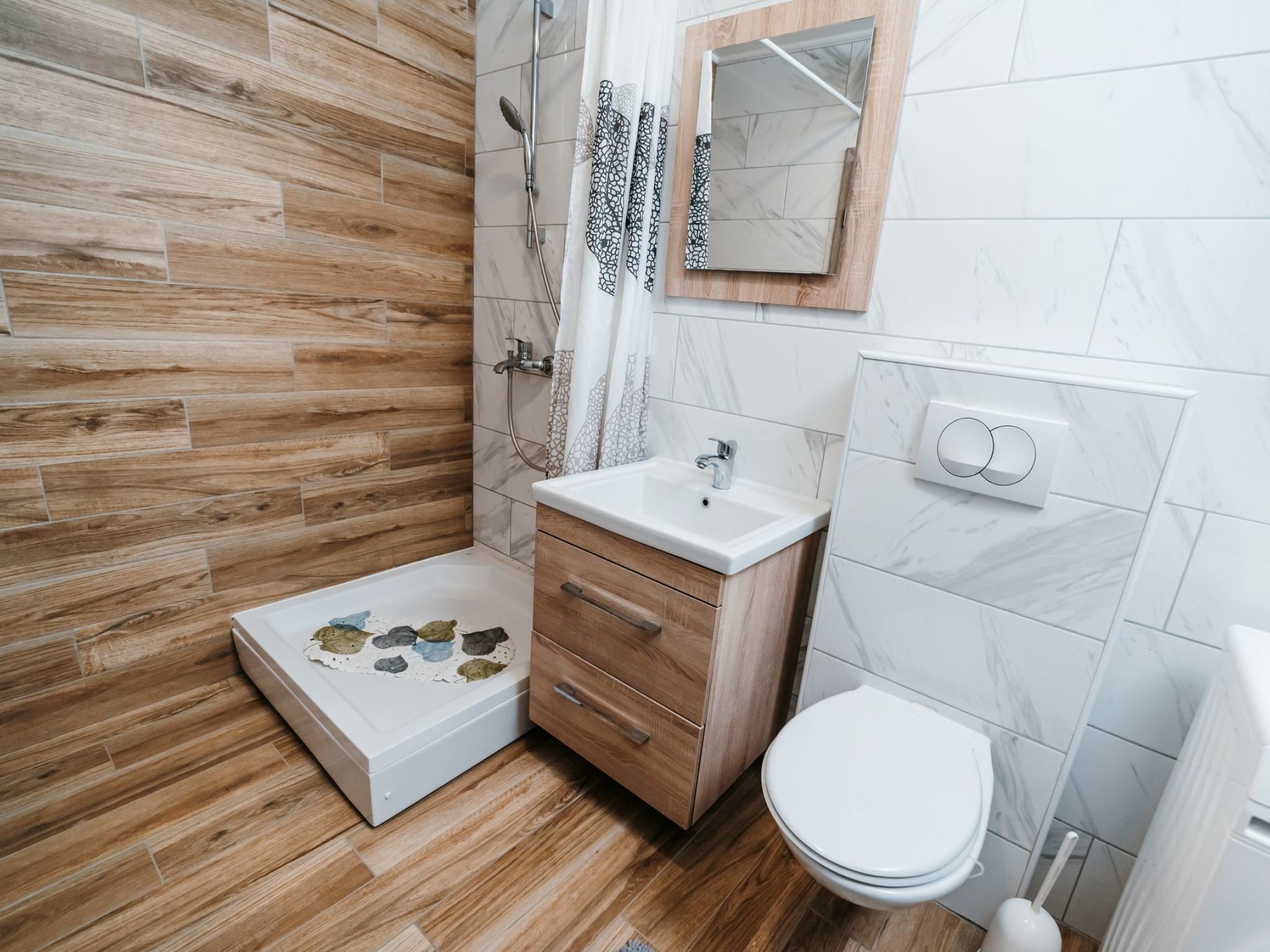 "Gray" mit Blick auf das Wasser-Image-tags.info