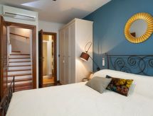 Villa Nauta: Luxe vrijstaande villa aan zee in Lovište met whirlpool - thumbnail 2