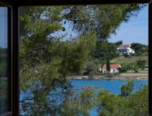 Villa Nauta: Luxe vrijstaande villa aan zee in Lovište met whirlpool - thumbnail 6