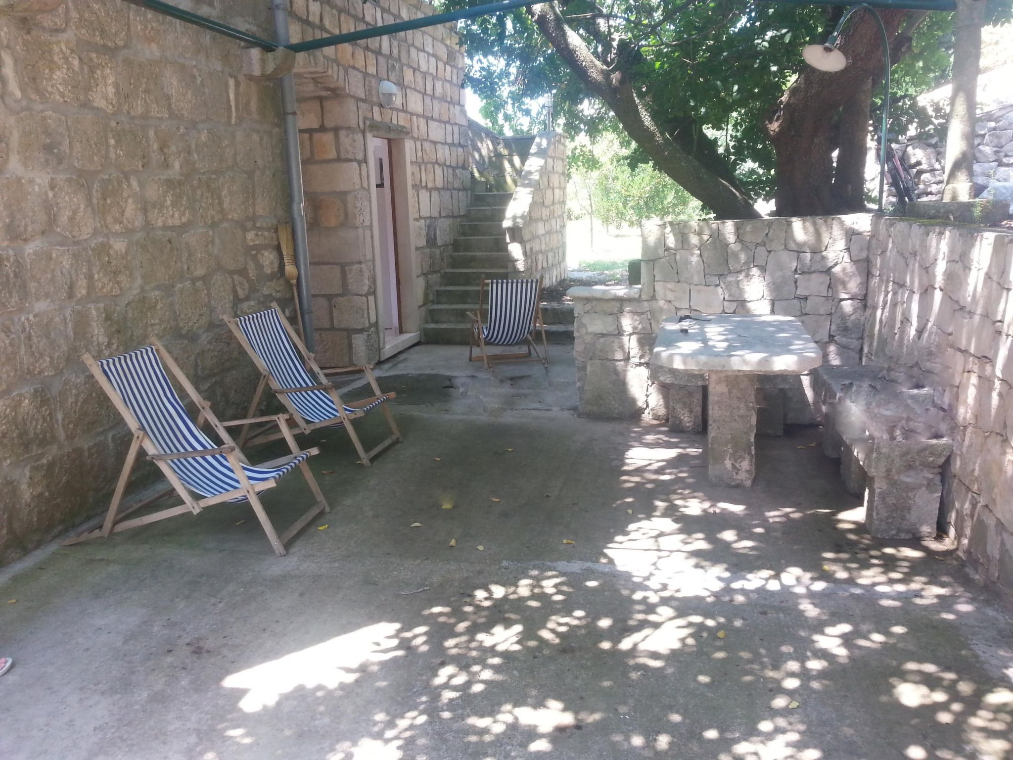 "Kastil" mit privatem Pool-Dedans