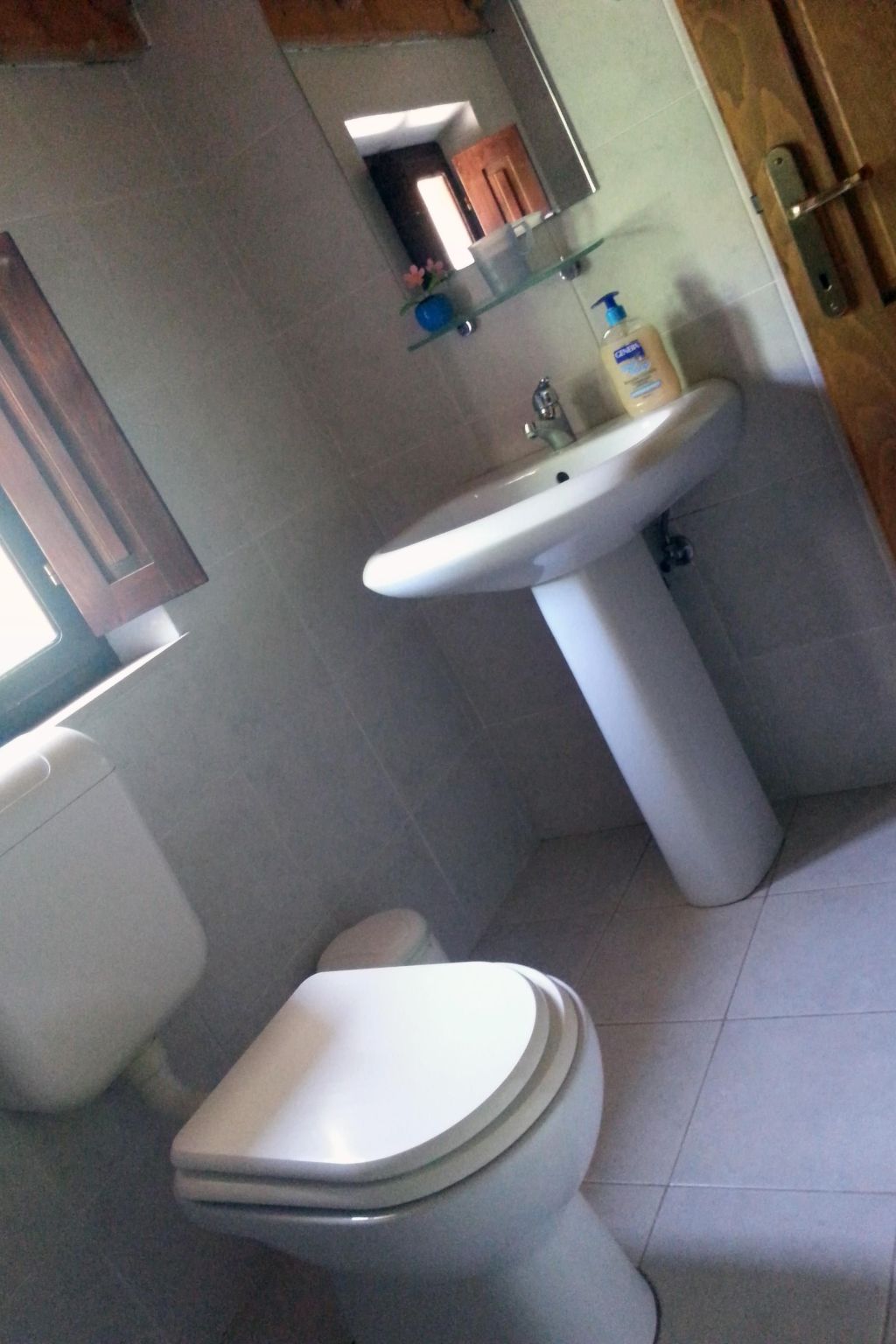 "Kastil" mit privatem Pool-Dedans