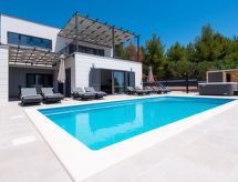 Villa Malsina Orebić: Luxe vrijstaande villa aan zee met privézwembad en sauna - thumbnail 3