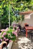 Karmen: ruim vakantiehuis op 2 niveaus met tuin, 100m van zee in Orebić - thumbnail 3