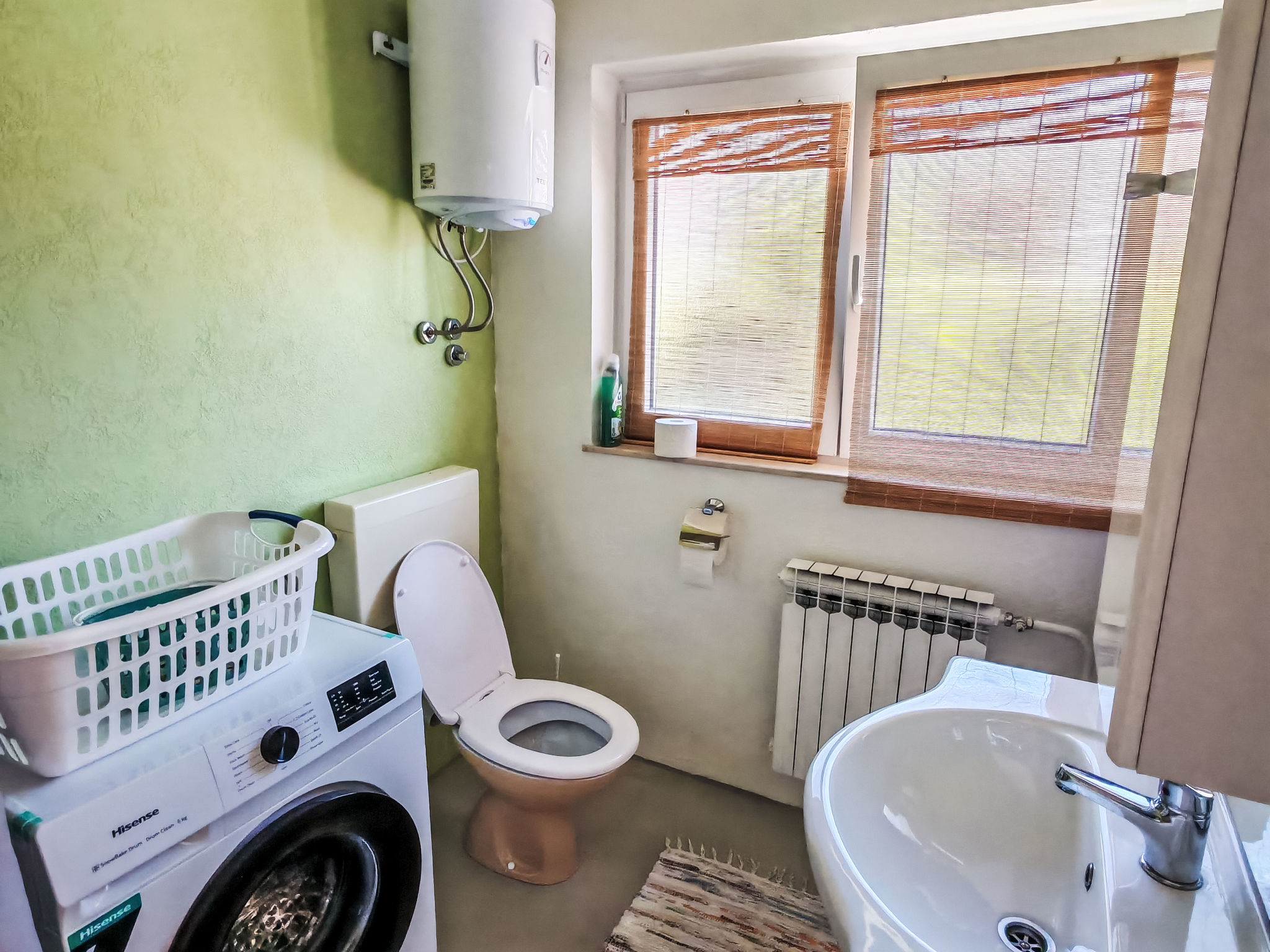 Maison Karmen auf zwei Ebenen mit Garten – Salle de bains, photo 27 sur 52