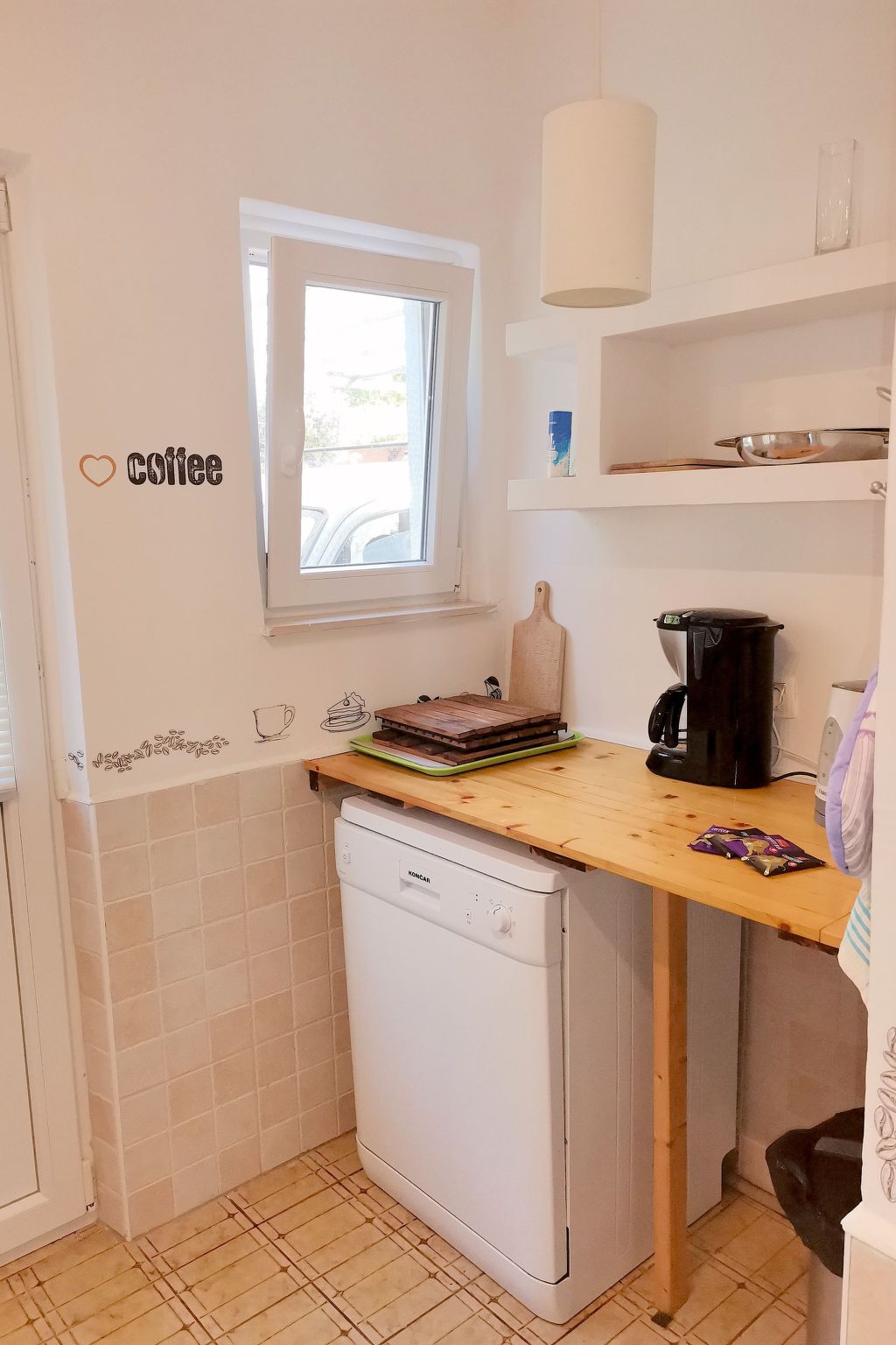 Karmen auf zwei Ebenen mit Garten-Binnen