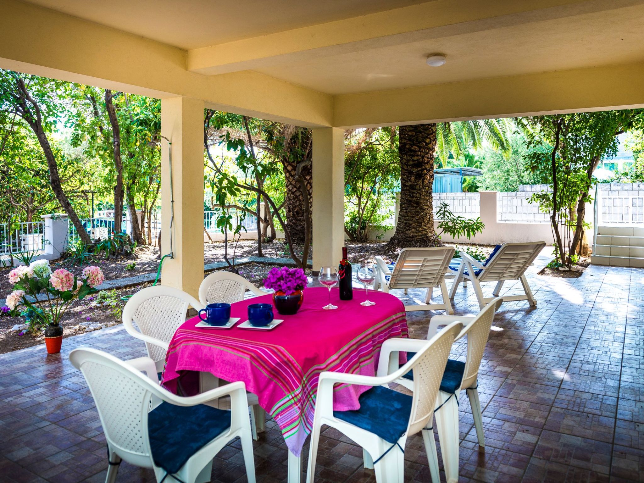 "Lido" direkt am Strand