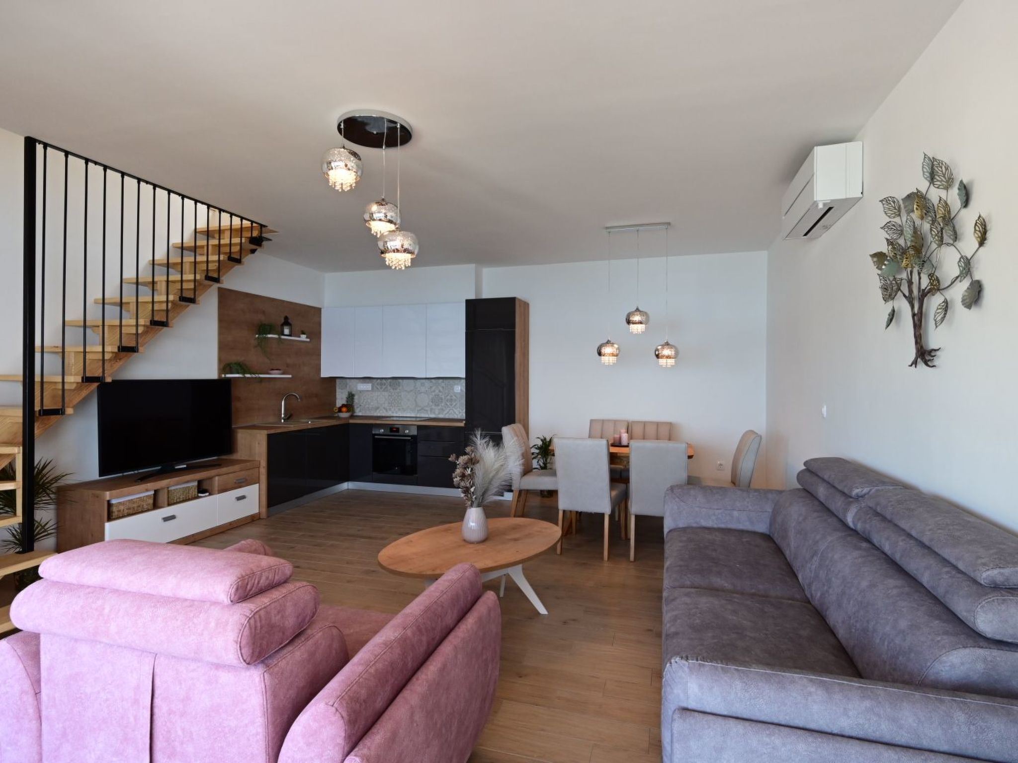 Ferienvilla "Dalmatiner" mit Infinity Pool-Binnen