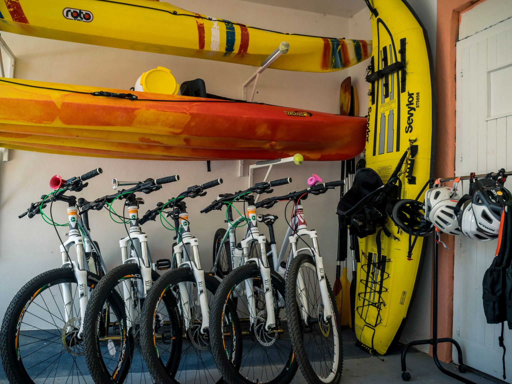 Strandnahes, ruhiges Ferienhaus-Binnen