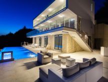 Villa Style and Sea