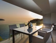Villa Style and Sea