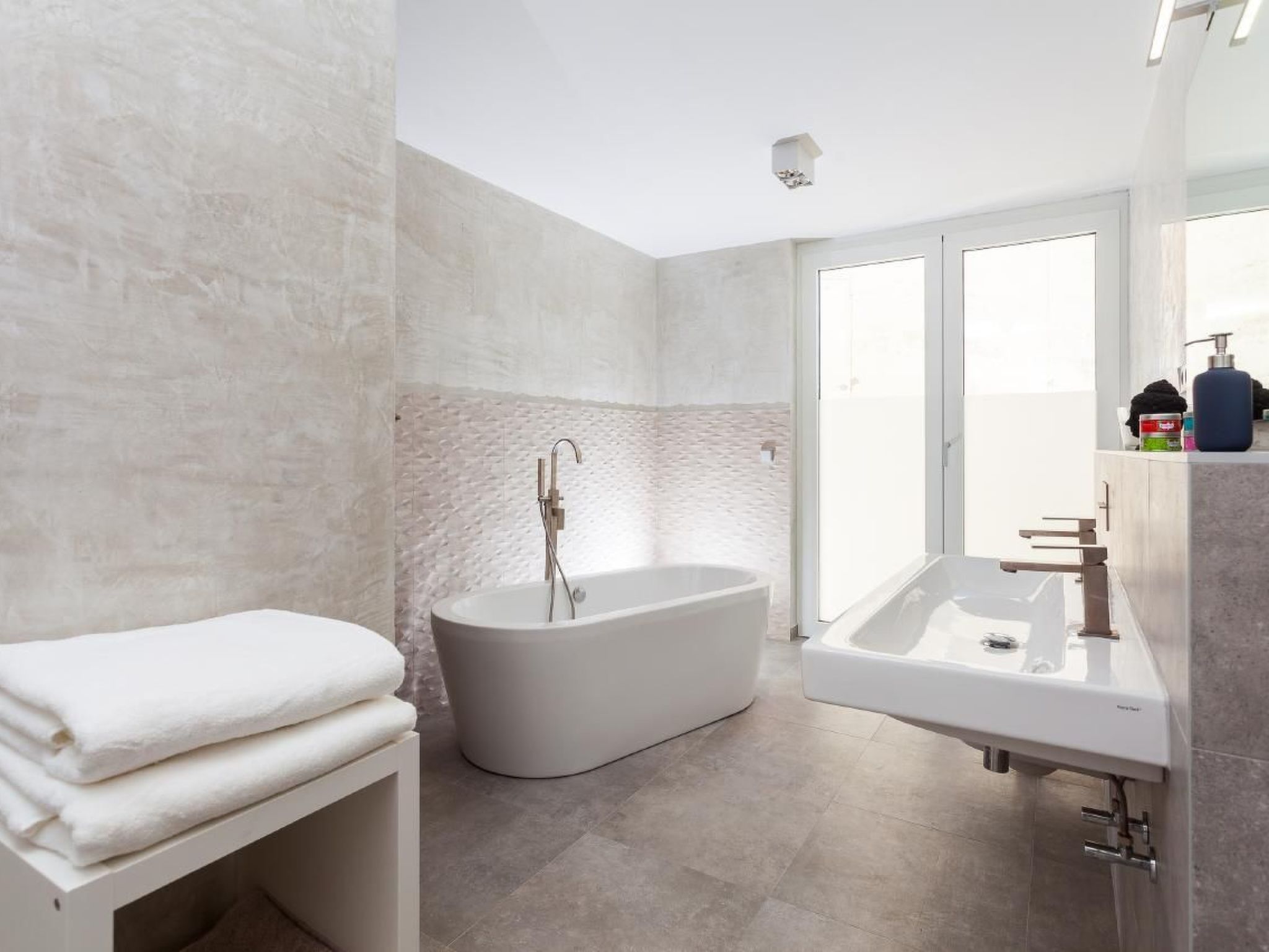 Villa Style and Sea-Inside