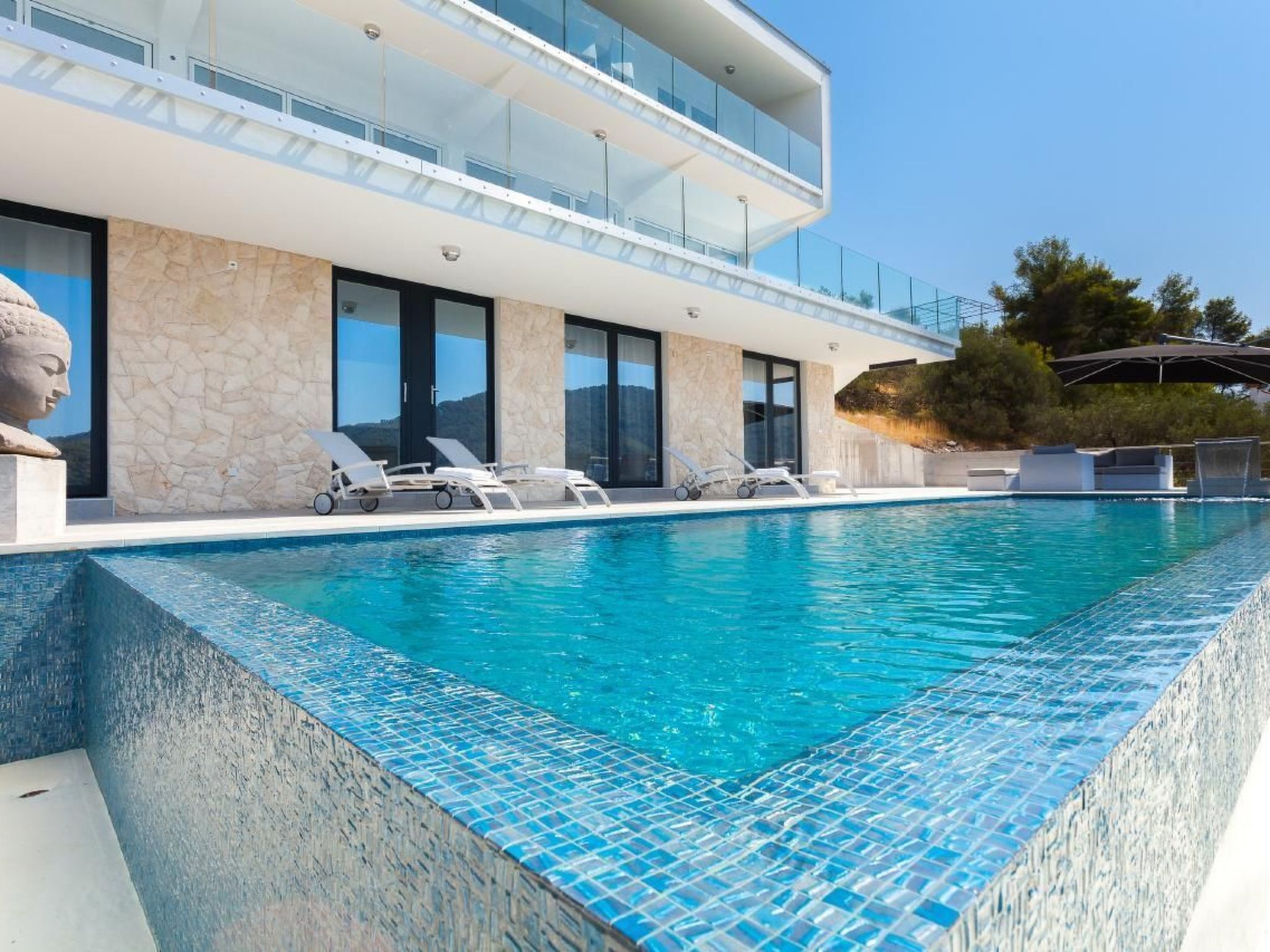 Photo of Villa Style and Sea