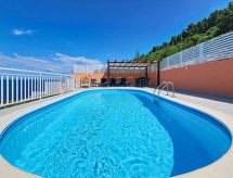 Vrijstaande villa met privézwembad op 25 meter van zee in Prigradica, Korčula - thumbnail 2