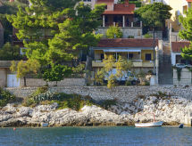 Twee-onder-een-kapwoning Peter vlak aan zee in Prigradica, Korčula - thumbnail 3