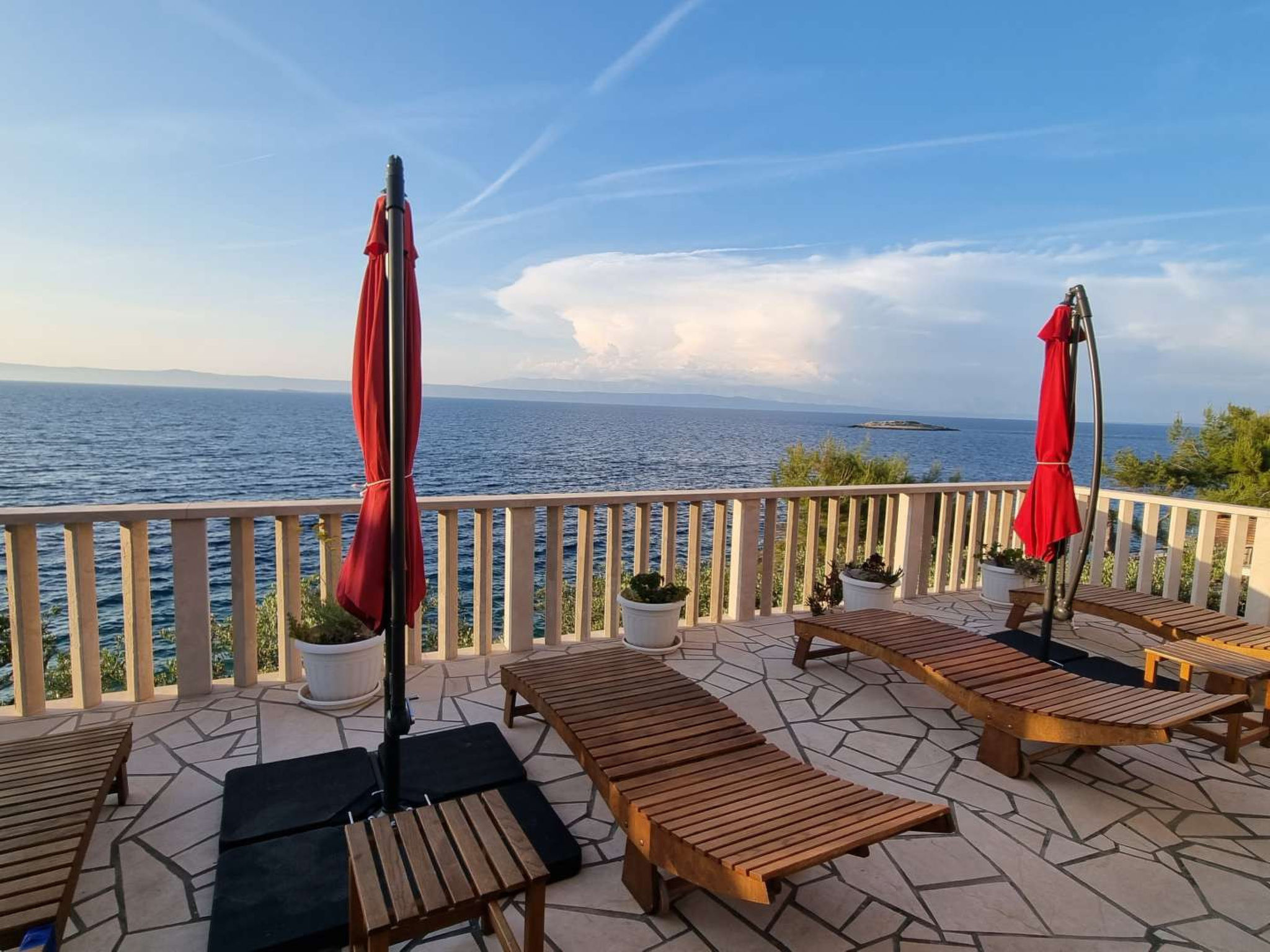 Beachfront Villa Dream with pool