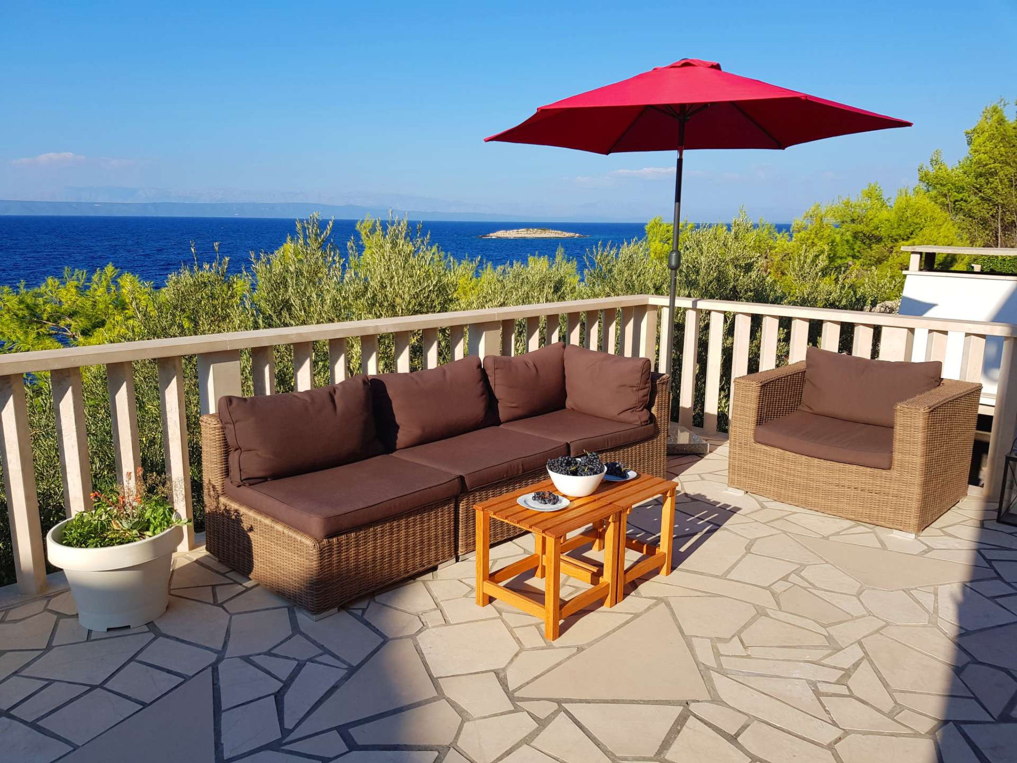  — Terrace (2 of 49)