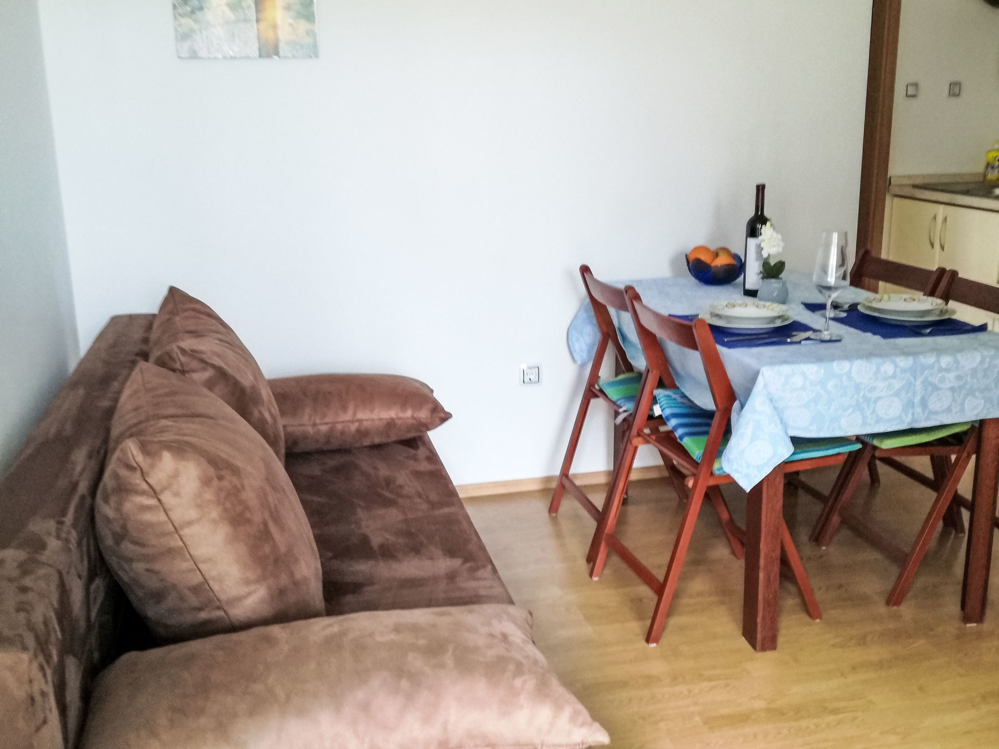 Wohnung mit Balkon - Binnen