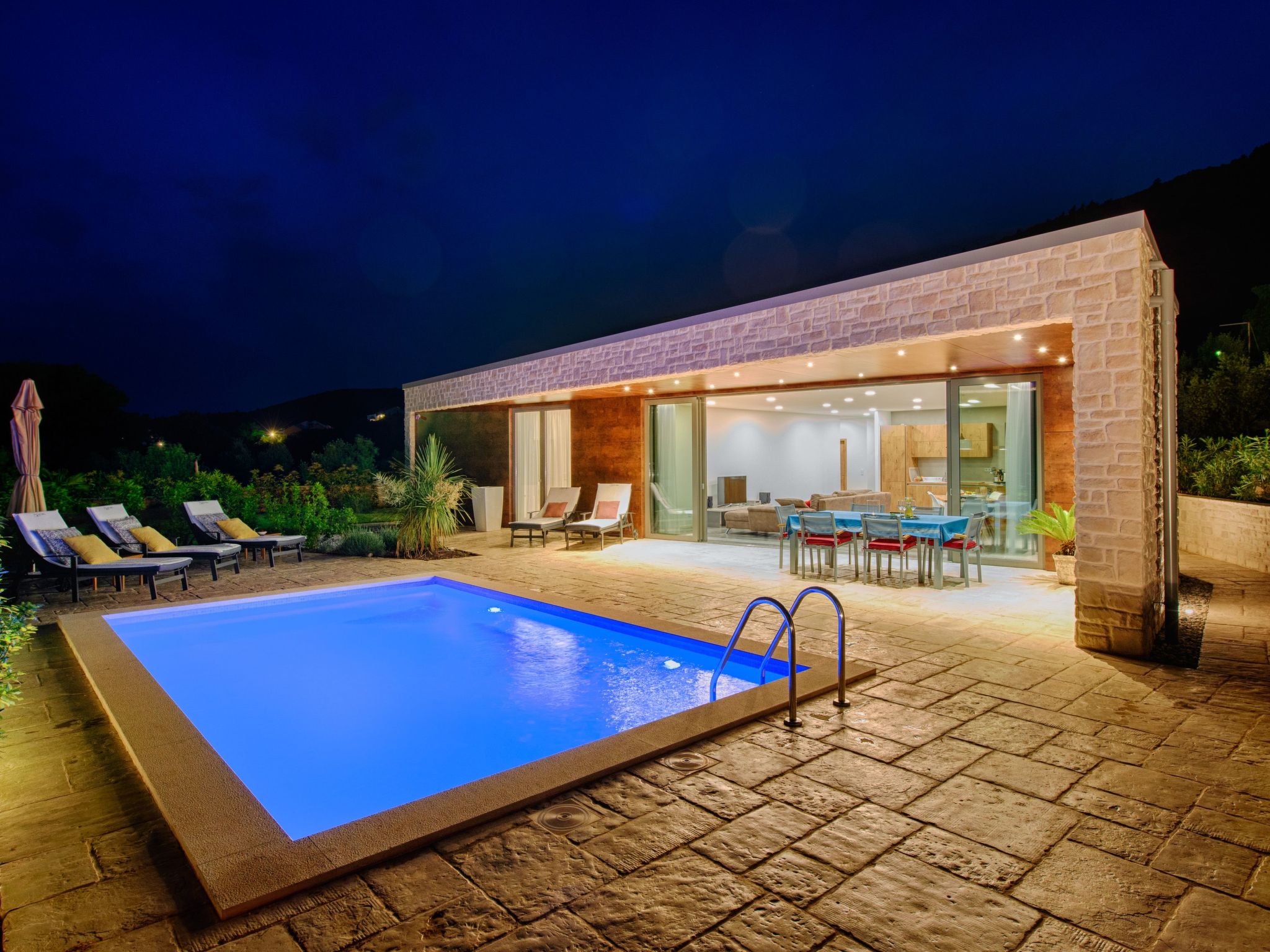 Villa Vinni-Image-tags.info