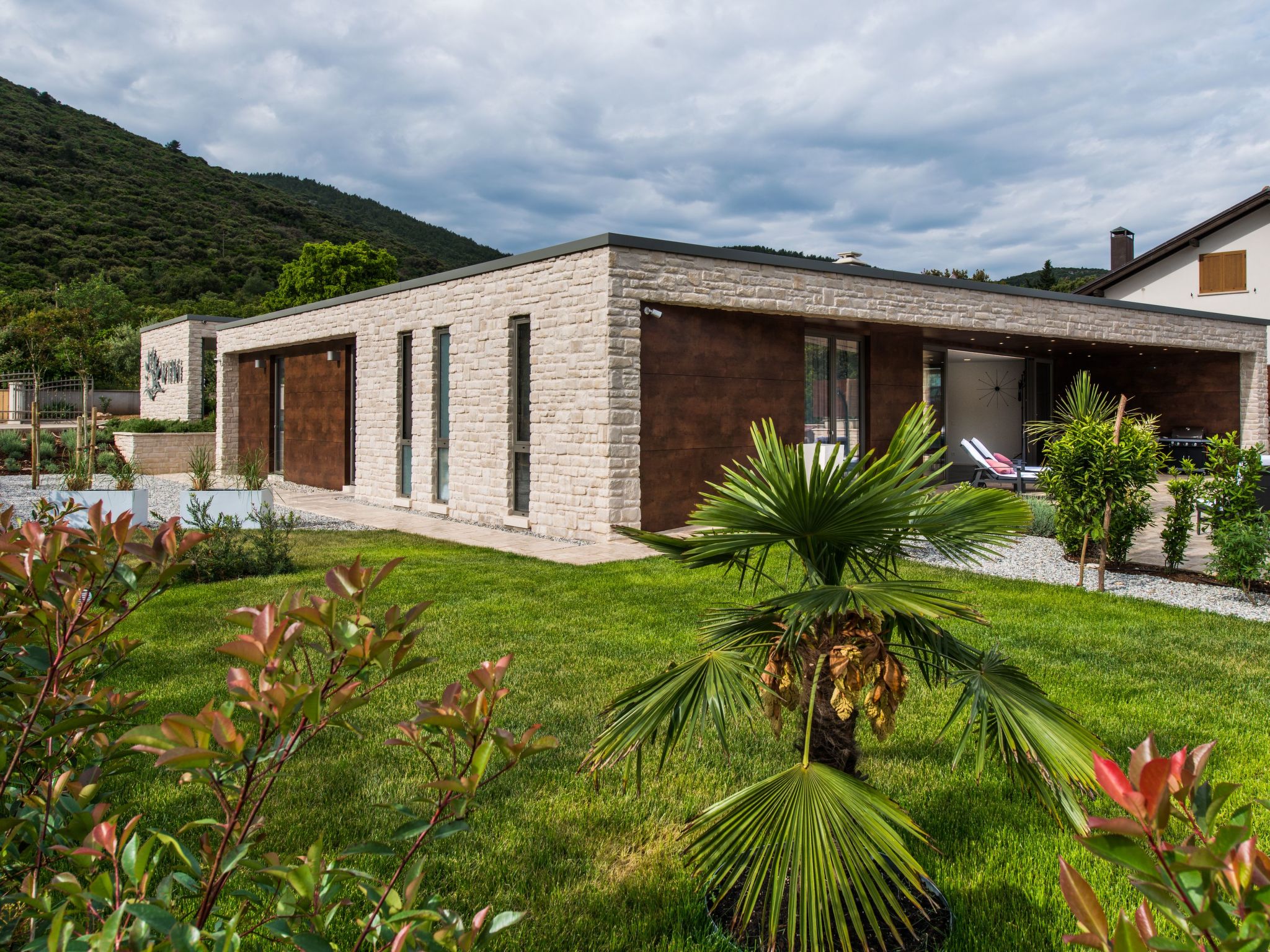 Villa Vinni-Image-tags.info