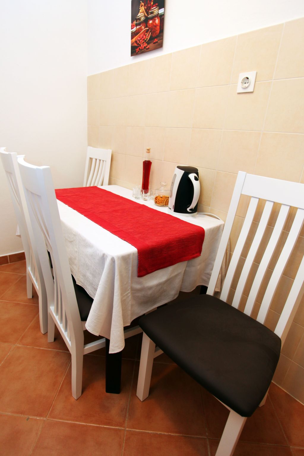 Ivana mitten im Blumengarten-Image-tags.info