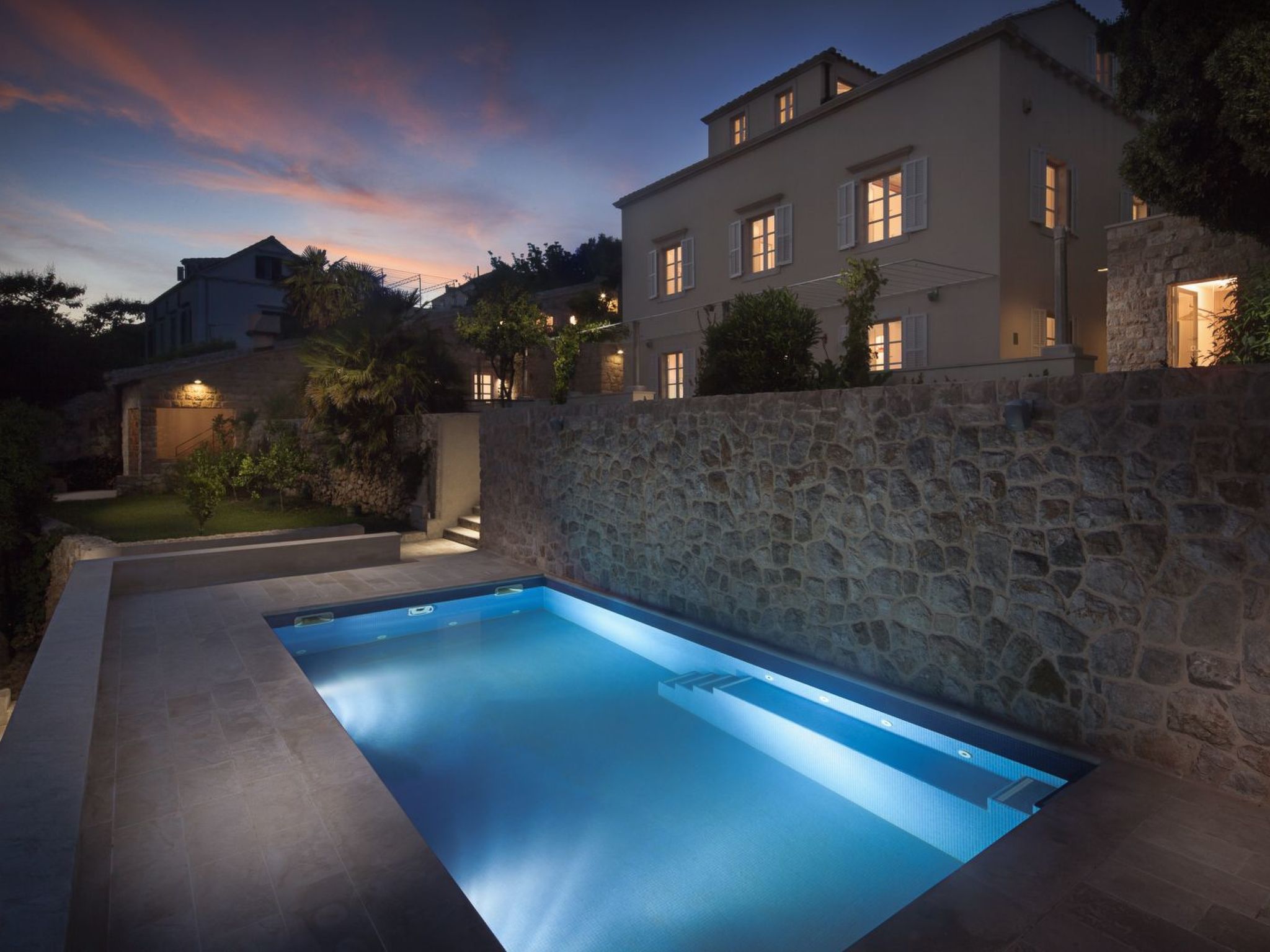 Vakantiehuis met privé zwembad in Dubrovnik (Kroatië) voor 16 personen