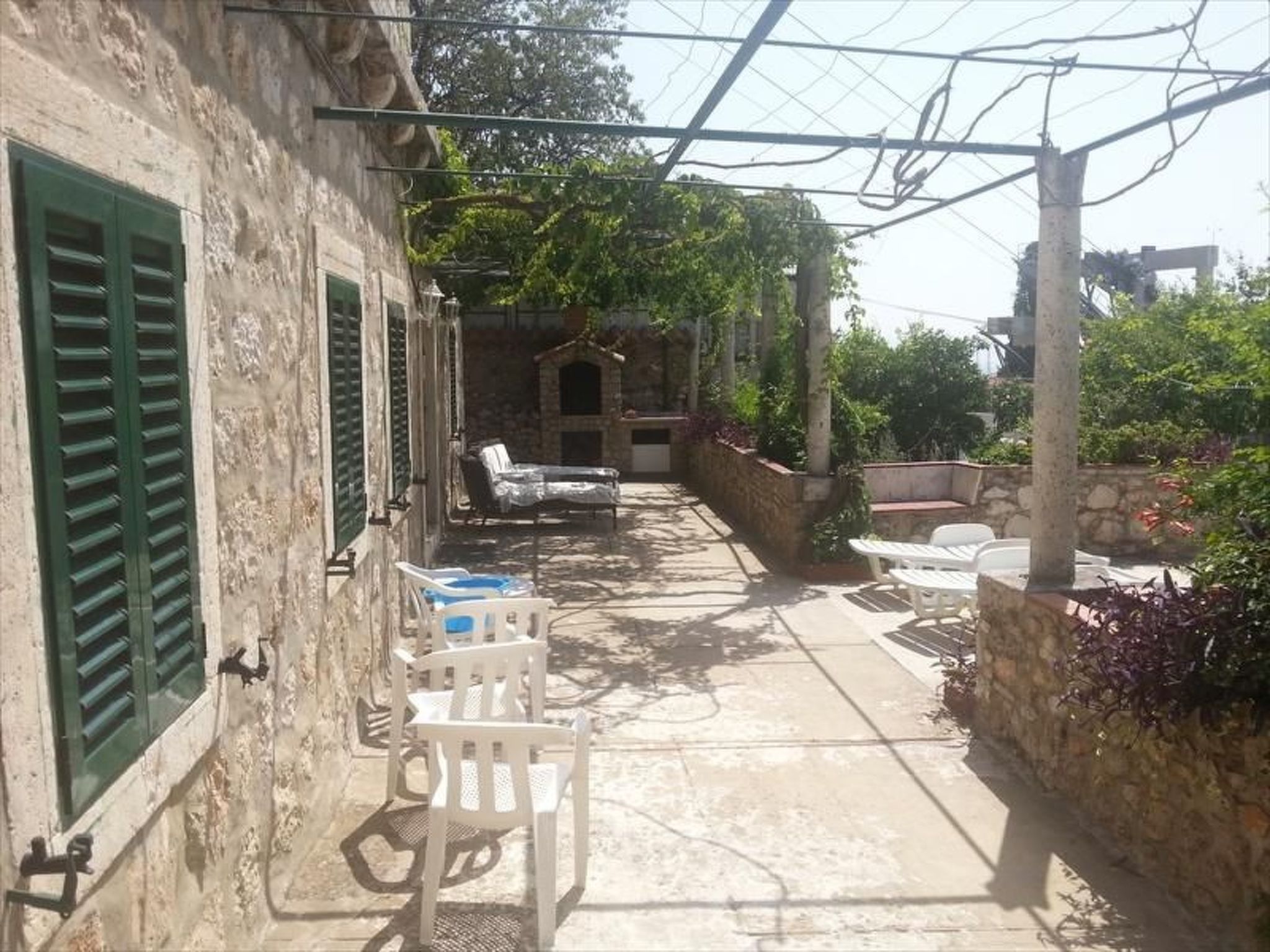 Photo of "Dubrava" mit Blick auf das Wasser